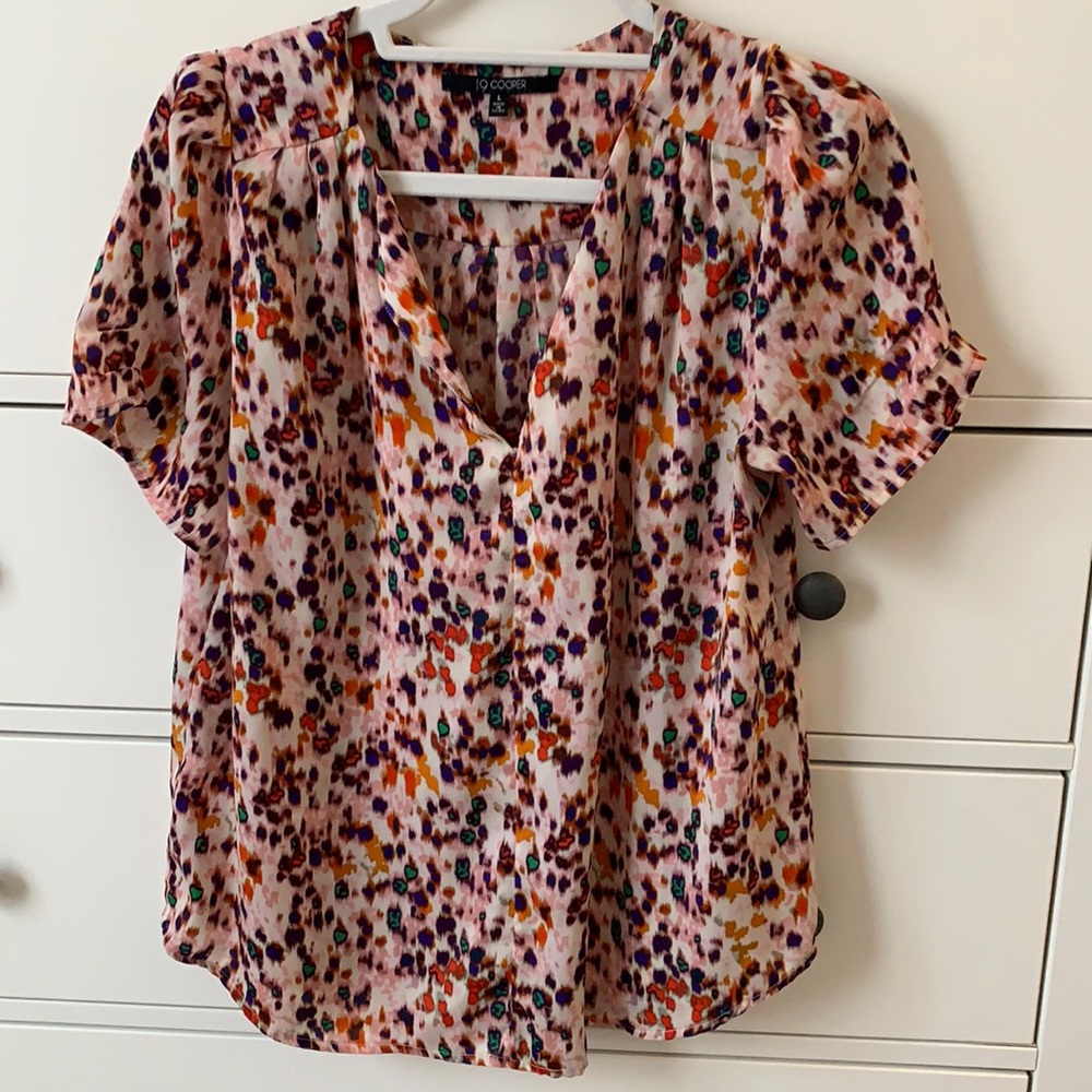 V neck shirt
